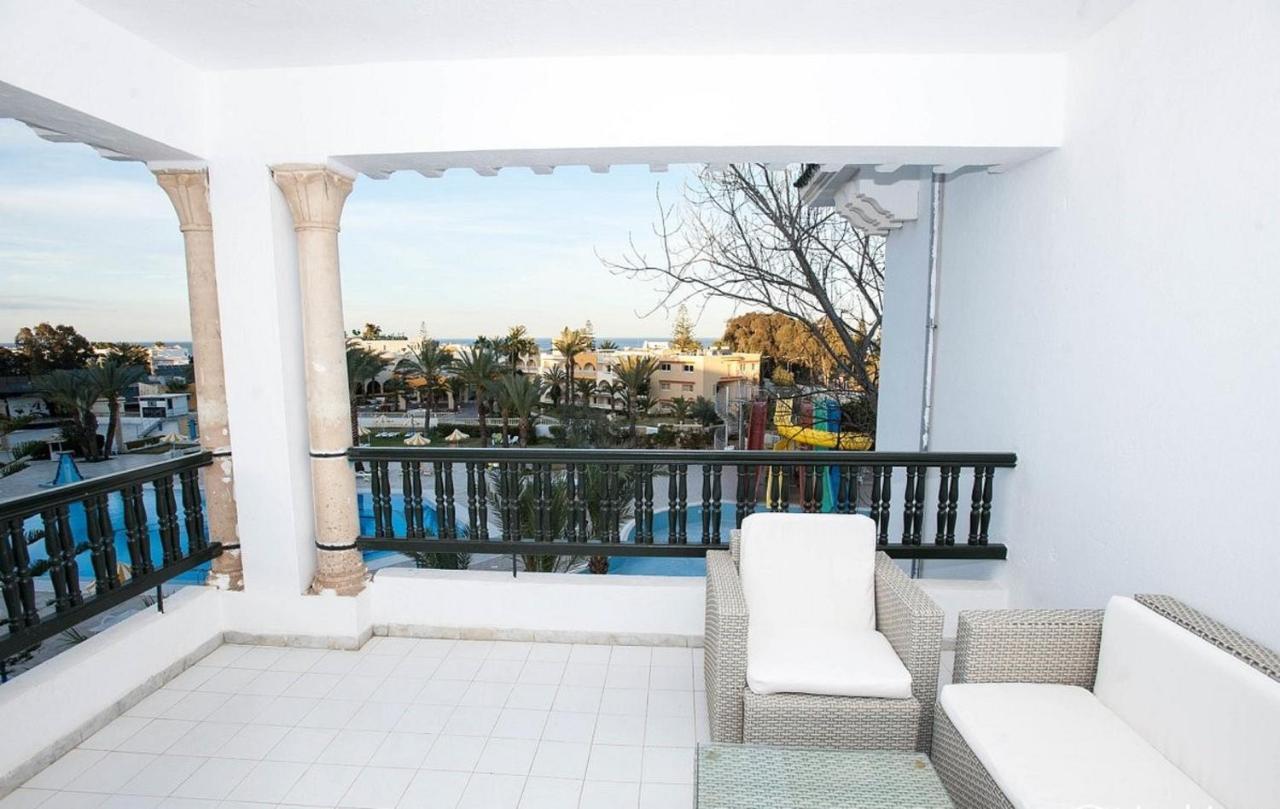 פורט אל קנטאווי Riviera Hotel - Family Only מראה חיצוני תמונה