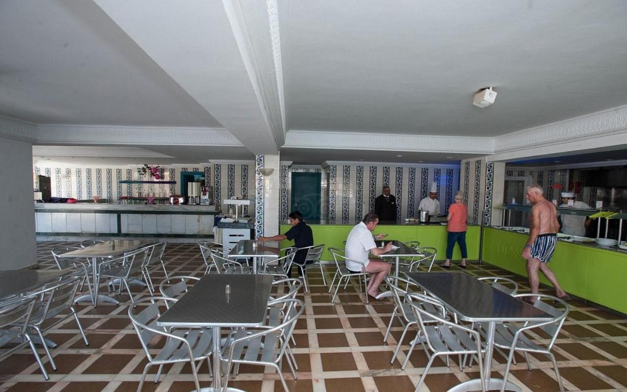 פורט אל קנטאווי Riviera Hotel - Family Only מראה חיצוני תמונה